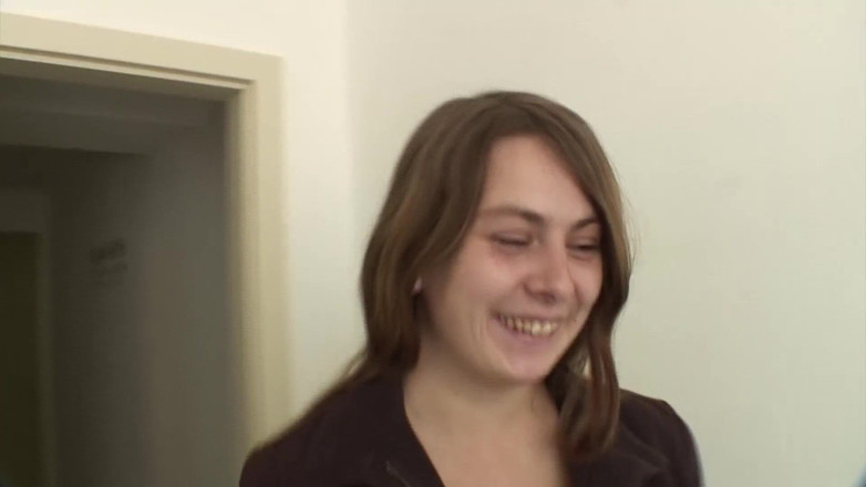 German amateur couples: Ragazza dall'aspetto sexy dalla germania che soddisfa un cazzo in...