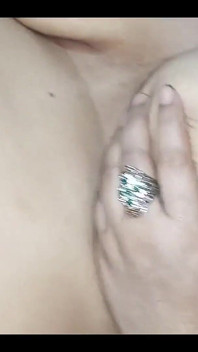 Seus Doces Peitos Grandes Dançam Sobre Seu Corpo Quente, Peitos Dançando