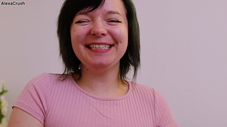 AlexaCrush: în cur cu vibratorul legat la sarcina