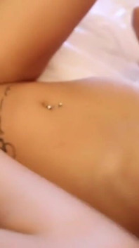 Sara dostaje swój gangbang i bukkake
