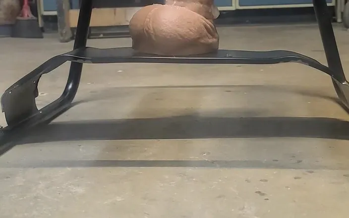Lb13702: Big Hankeys Dildo on the Bouncy Sex Chair