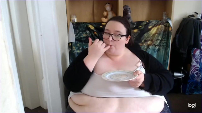 SSBBWLadyBrads: Nechť bude koláč