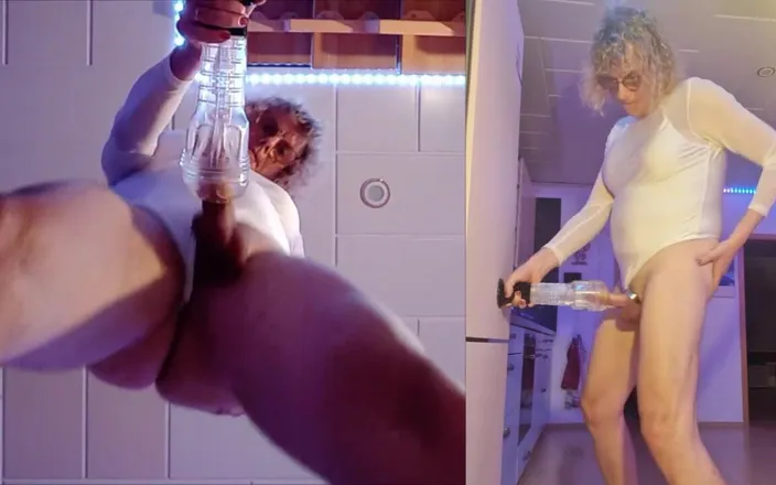 TSLillySophie: TS Anna Fleshlight Fuck and Cum
