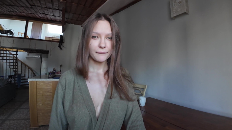 Alexa Poshspicy: POV: Mój były zaprosił mnie do spędzenia nocy i ze...