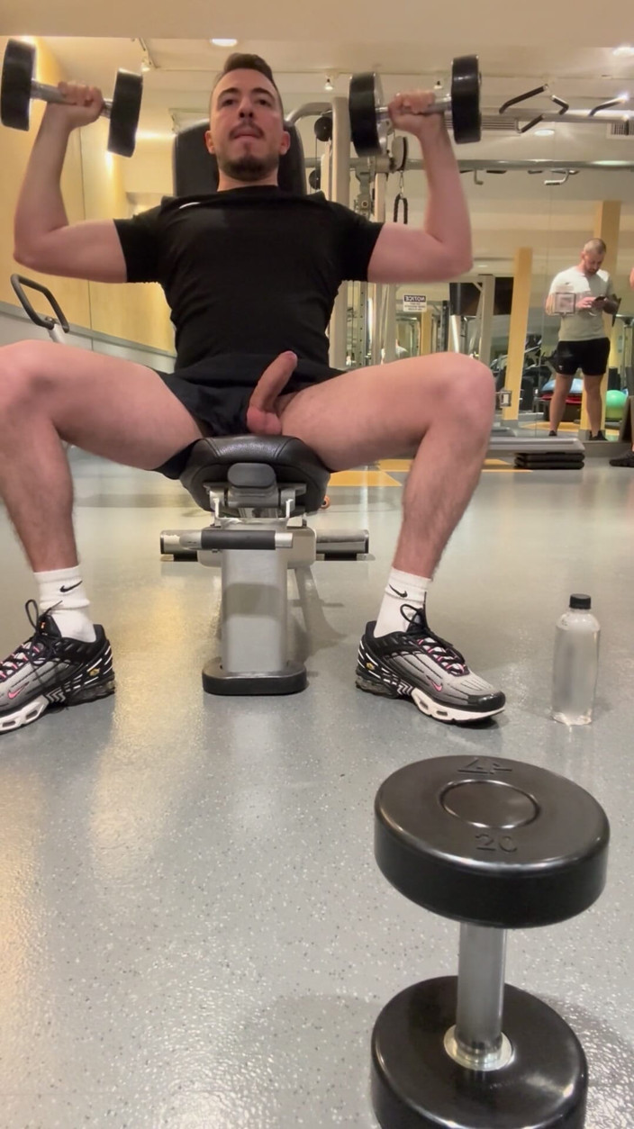 Lucas MBoy: Gym Public Jerk off and Training