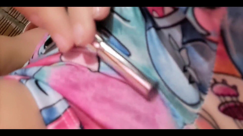 Yulieth Gomez: Vú em thủ dâm và khoe chiếc quần lót ướt át của...