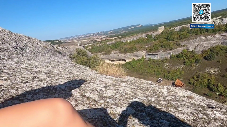 graceful hotwife: Esposa safada expondo sua buceta em um festival de música