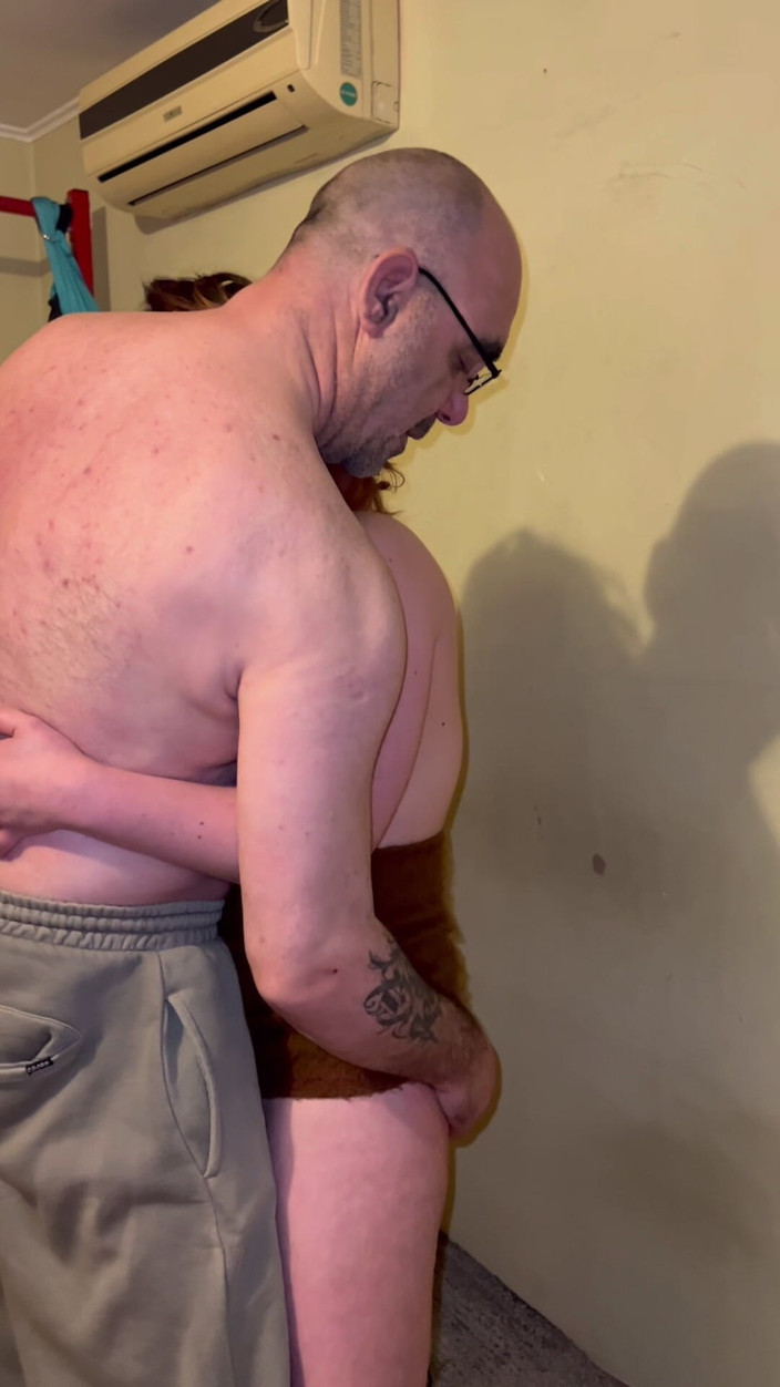 Elena917: Switching Me to the Right Mood