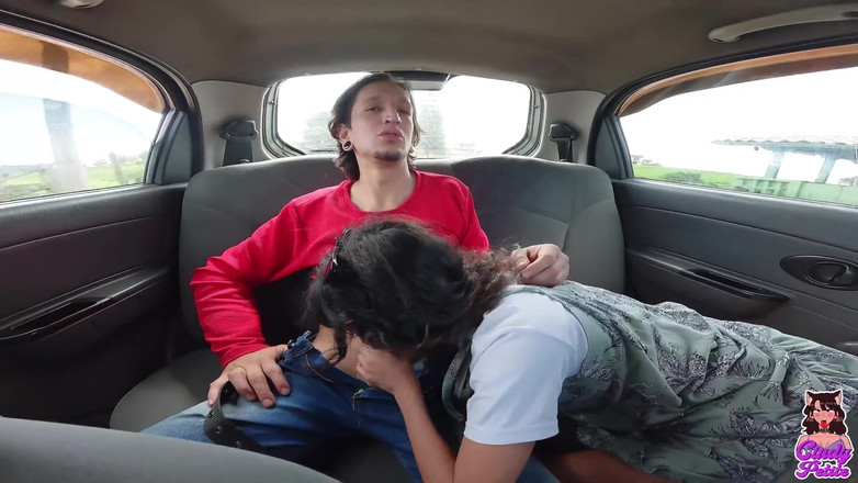 Cindy Luna Petite: Mi pierwszy raz rucha się w samochodzie z dużym kutasem