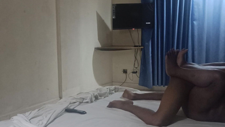 Kaira sweetie: Hintli kız geceleri sikişirken tatlı sesler çıkarıyor