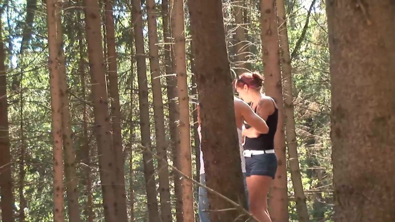 Mature Climax - 100% Mature Videos: Рыжая сучка трахается в лесу