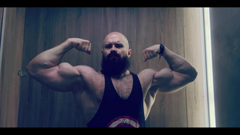 Mister Stone: Silny człowiek