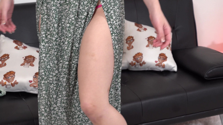 PornDudeCasting: リリー・ルー