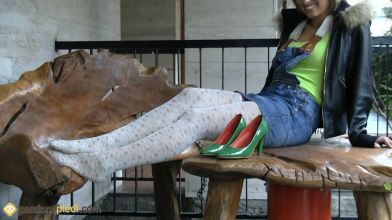 Foot Fetish HD: Męka valeria stóp