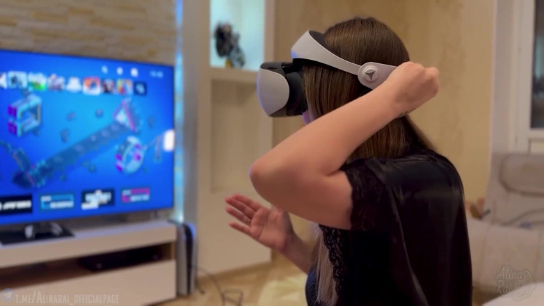 Alina Rai: ลูกเลี้ยงเย็ดแม่เลี้ยงขณะที่เธอเล่น VR