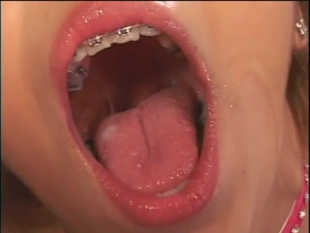 Fuck me Hard: Lusty Kat की पूल टेबल पर जंगली गांड चुदाई