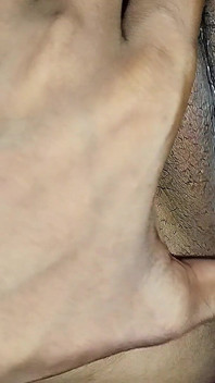 18 Bengálská sexy holka, Malá kundička a Mléčná horká prsa
