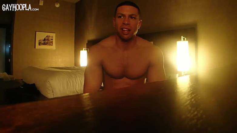 Gay Hoopla: Nuovo muscle jock Sean Costin