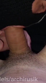 Šukám a dělám díru do zadku přímo v autě, plavba mrdkou!