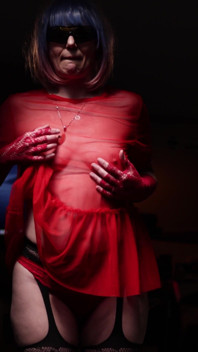 Sladká alchemy - rozkoš v pokroku. MILF striptýz