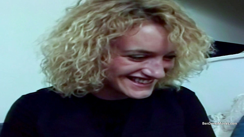 Ben Dover Movies: Lebih banyak seks dan settee: Angelynne