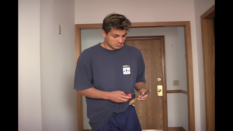 Ugly but HOT: 女の子は何でも準備ができています