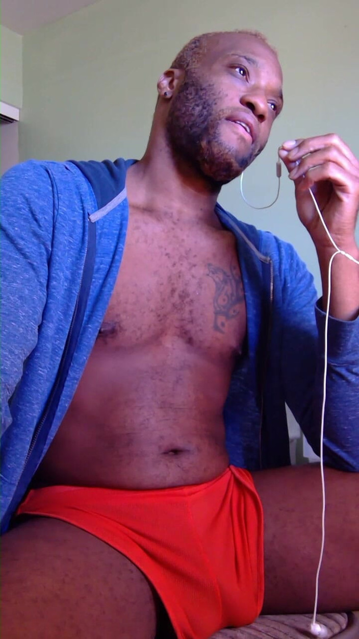 Kennie Jai: Kennie jai si cowok sange lagi asik pamer kontol besar...