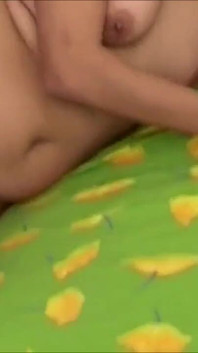 MILF slut licks the head before shoving it in her pussy