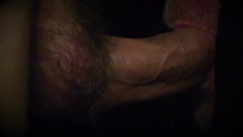 Crunch Boy: Big cock to suck in glory holes