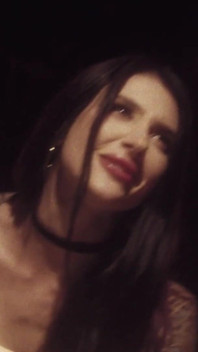 Des sorcières sexuelles lesbiennes corromprent des innocentes - Luna Luxxx & Kasara Wood et Fiona Fox