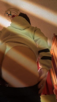 Shaking My Ass to You