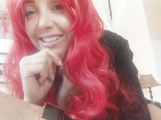 Savannah fetish dream: Lavinia si nyonya berambut merah Italia, berbicara dengan cacingnya