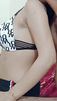 Desi Hot Girl Live Service – Video Kongkek Keras Teras Bahagian1