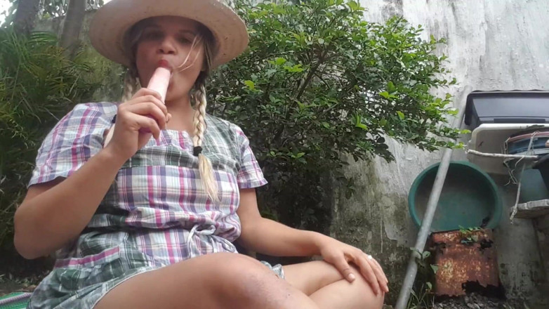 Paty Bumbum: Brazilian Country Bumpkin Naughty These Bush Women Have Fire
