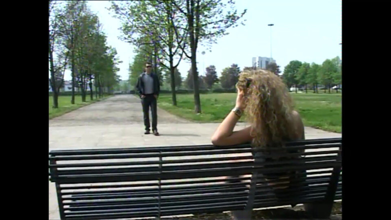 MILF still slut: Fantastische sexy MILF mit kleinen titten gefickt und abspritzen auf...