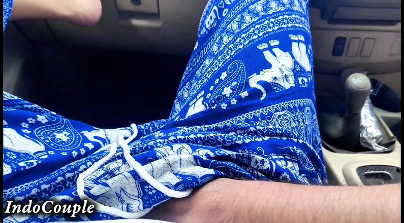 Indo Couple: Cô vợ sinh viên đội khăn trùm đầu nóng bỏng và gợi...