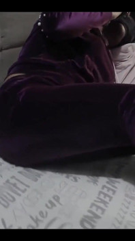 La Ragazza Africana Del College Arrapata Si Masturba Con Un Dildo Locale
