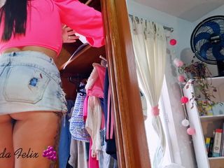 Amanda Felix: Duży tyłek i niegrzeczny diarist w mini spódniczce dokuczanie