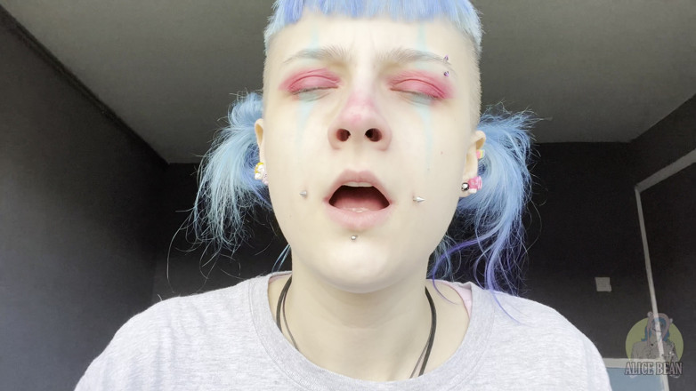 Alice Bean: Starnutendo il pagliaccio