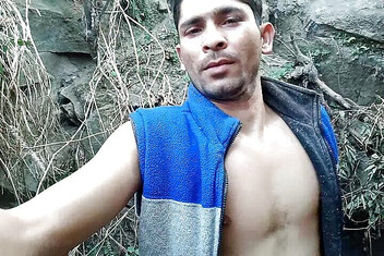 Gangbang straight: Nude Kachakan Solo