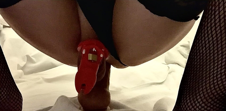 Eve Sissy: Bubblebutt maminsynek jebanie ogromny dildo