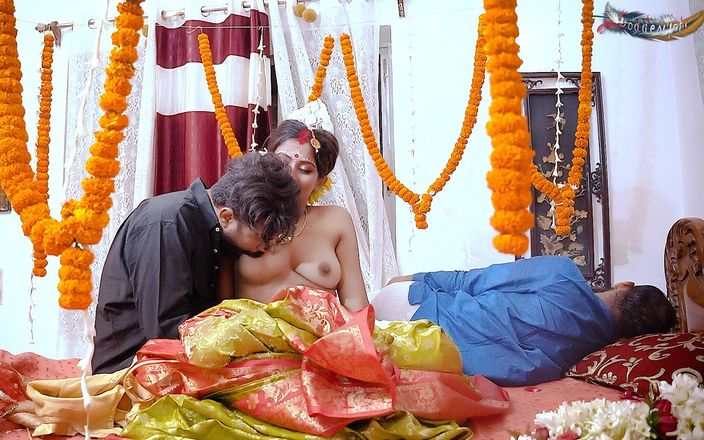 Desi Bold Movies: धोखेबाज पत्नी भाग 02 नवविवाहित पत्नी अपने बॉय फ्रेंड के साथ अपने पति के सामने हार्डकोर चुदाई (हिंदी ऑडियो)