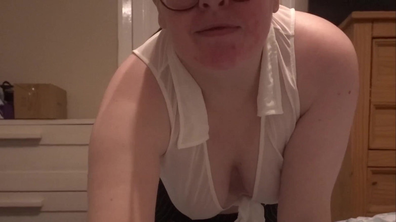 Littlevixen: Seksi sekreter soyunuyor