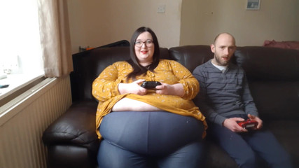 SSBBWLadyBrads: SSBBW hraní s břichem