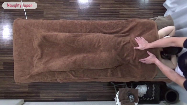 Temptation: Uncensored Creampie - Charming Beauty with a Tiny Face and Perfect...