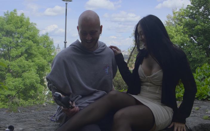 Alex Goes: Грудаста азіатка Мей Тай трахає мене ногами, обличчям і цицьками