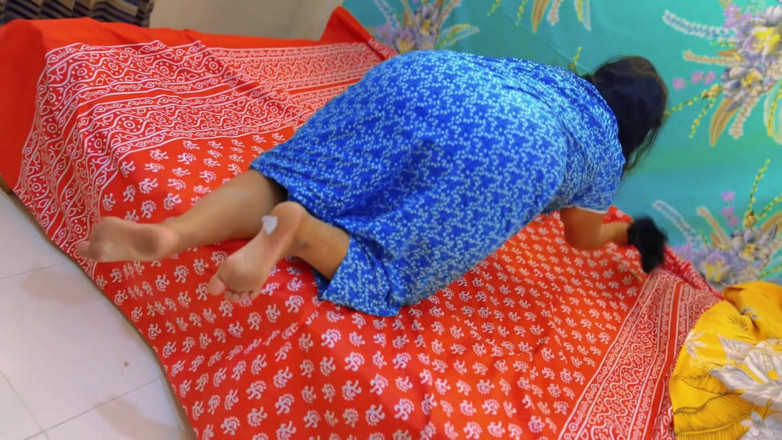 Aria Mia: Người giúp việc nóng bỏng Ma-rốc với cặp mông khổng...