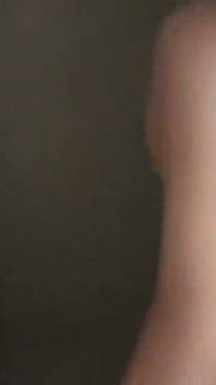의붓형제의 대물 자지 tatuaj를 따먹는 미국 뉴욕의 처진 젖탱이 18살 갈색 머리