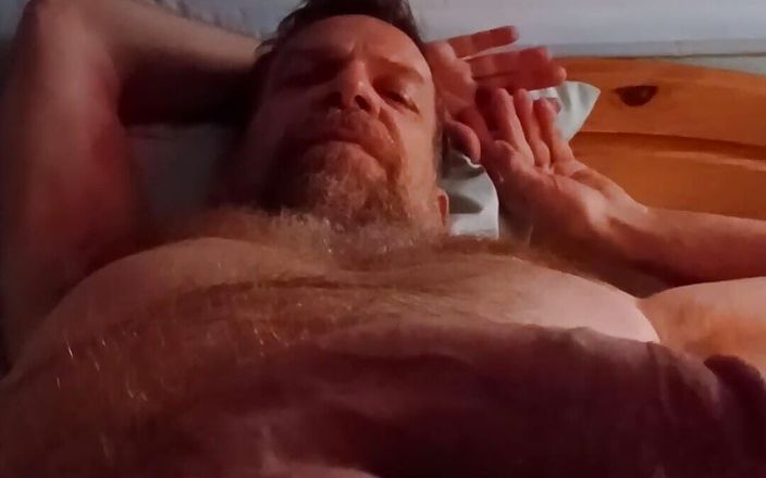 Hairyartist: 你的同性恋老师给好奇的兄弟的第一课 由毛发主义者