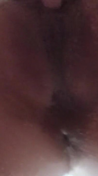 我毛茸茸的阴户坐在你的脸上